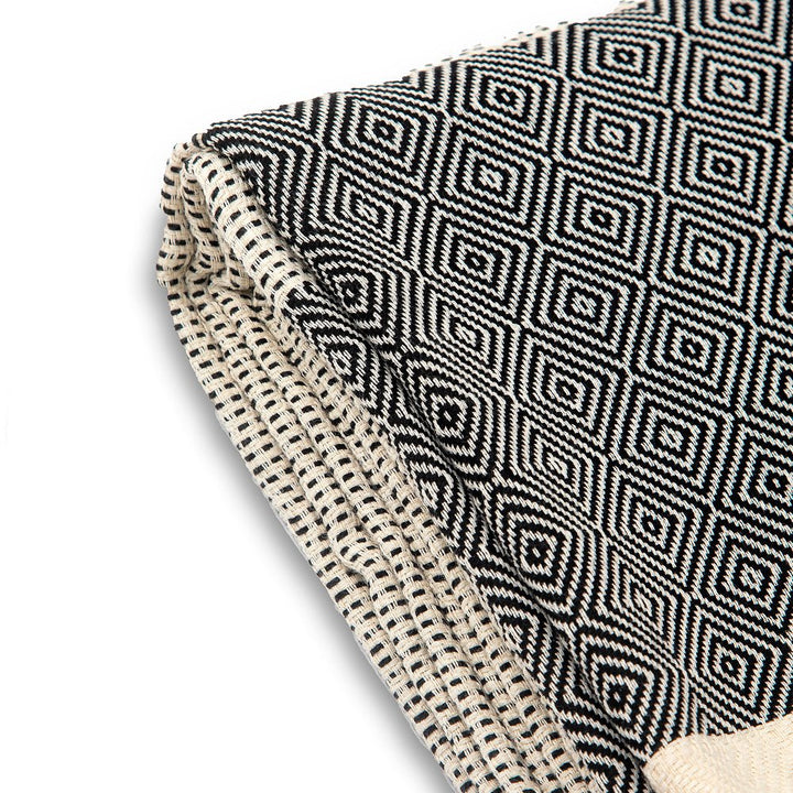 Bavlněný přehoz Nefes II - noční černá Bavlněný přehoz Nefes II - noční černá