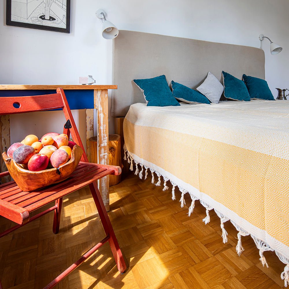 Cotton bedspread Nefes IV - honey yellow