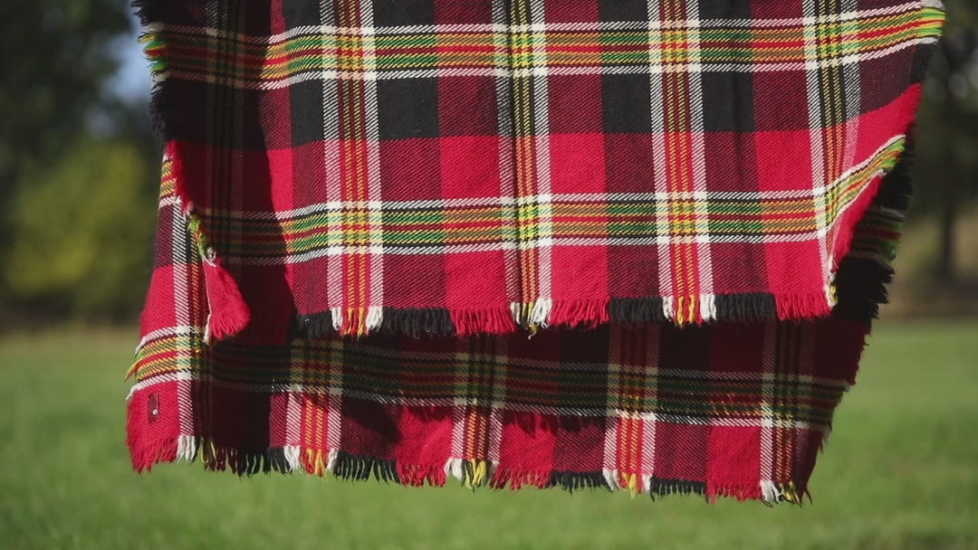 Classic wool blanket Rodopa V red and black plaid