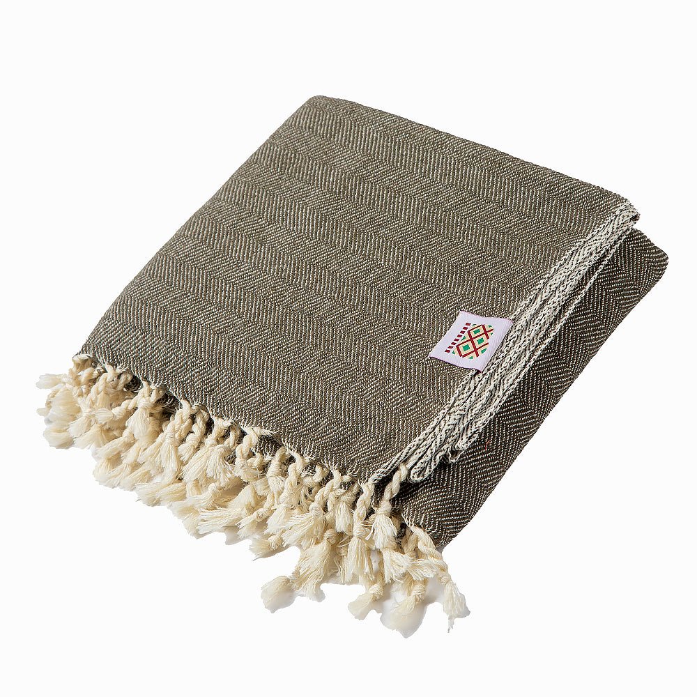 Handwoven wool blanket Nara IV - light green natural dyed