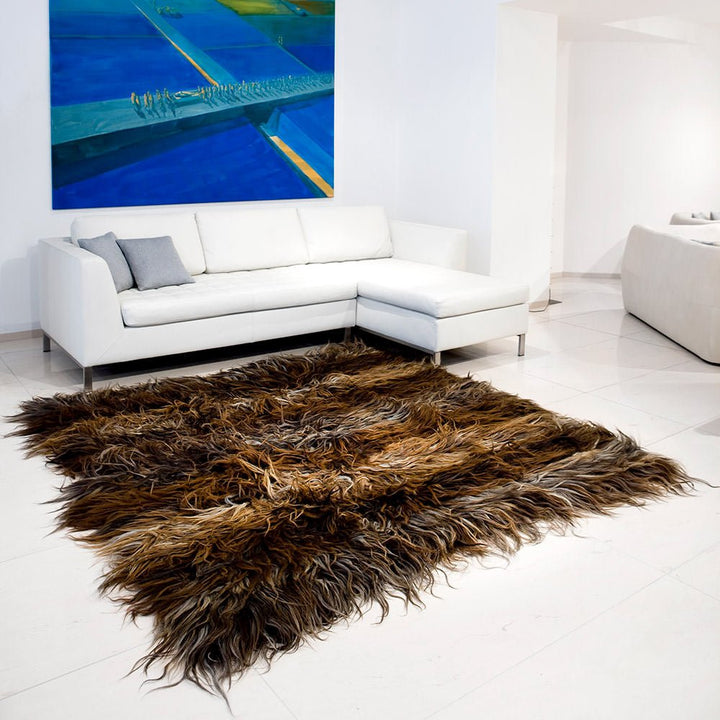 Χειροποίητο χαλί Chalice από σκούρο μαλλί I Χειροποίητο χαλί Chalice από σκούρο μαλλί I