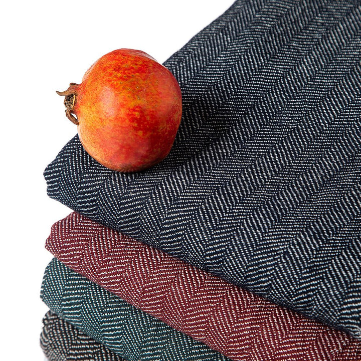 Set aus zwei Nara-Wolldecken Ihrer Wahl Set aus zwei Nara-Wolldecken Ihrer Wahl