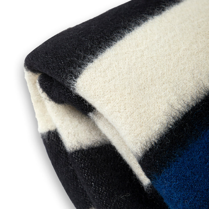 Thick wool blanket Rainbow II - Fort Union Thick wool blanket Rainbow II - Fort Union