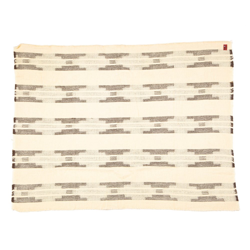 Vlněná deka Abata z nebarvené vlny II - bílá s šedým pruhem