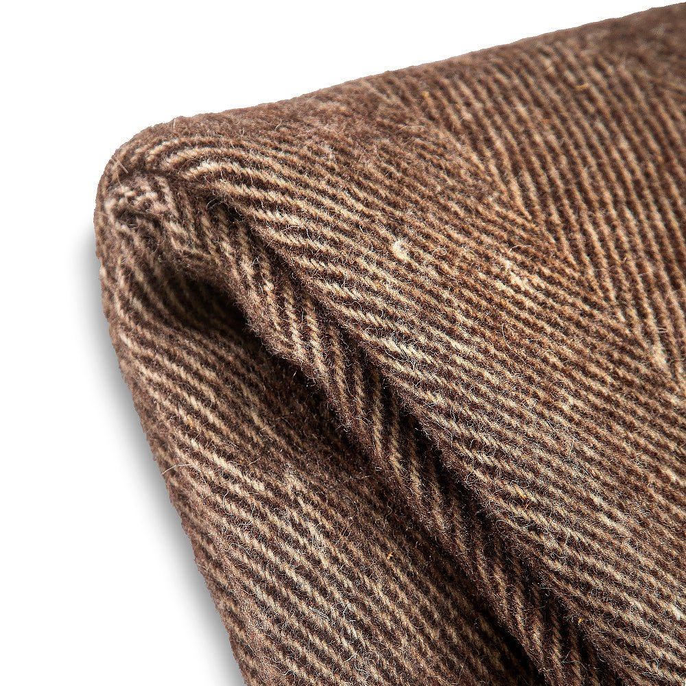 Vlněná deka Elma XII - přírodní tmavě hnědá
