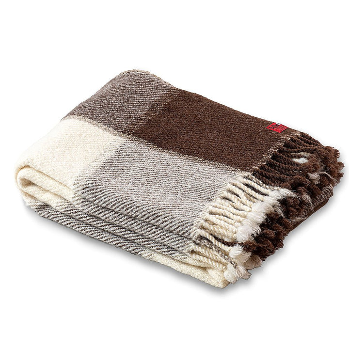 Vlněná deka Perelika XI - přírodní nebarvená bílá a hnědá vlna (velké kostky) Vlněná deka Perelika XI - přírodní nebarvená bílá a hnědá vlna (velké kostky)