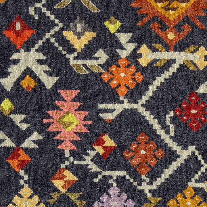 Vlněný kilim "Podzimní vinná réva" Vlněný kilim "Podzimní vinná réva"