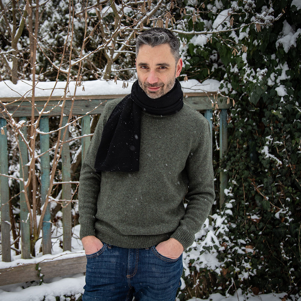 Herren Pullover mit V-Ausschnitt aus Merinowolle - blau