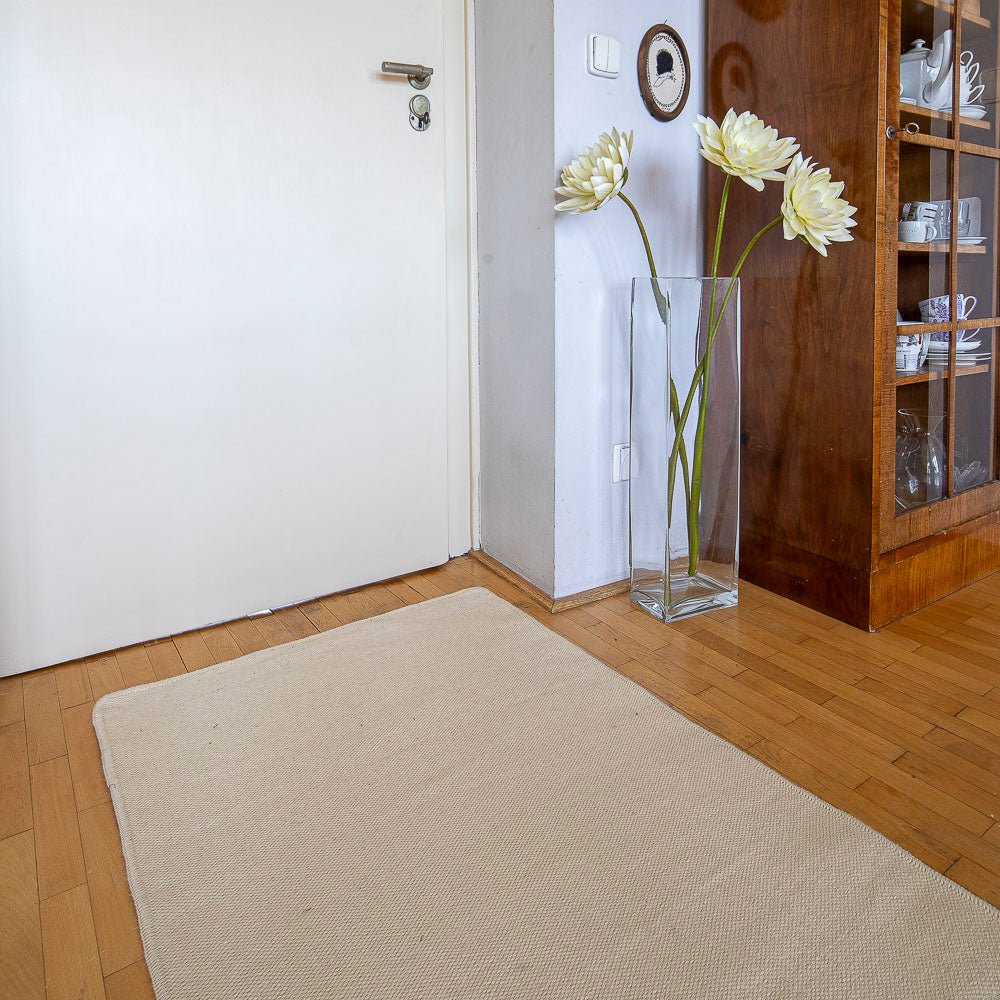 Runner XIX Creamy white-Balkanova