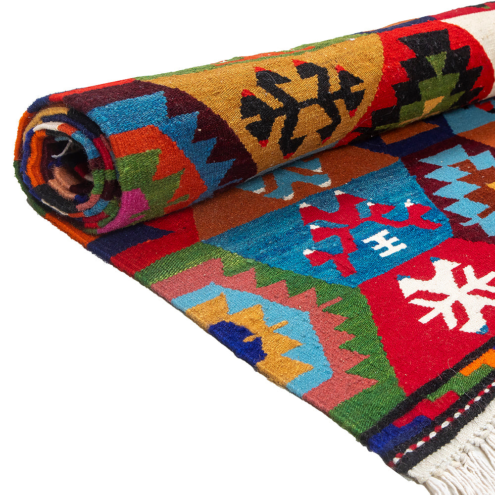 Woll-Kilim "Bombies II"