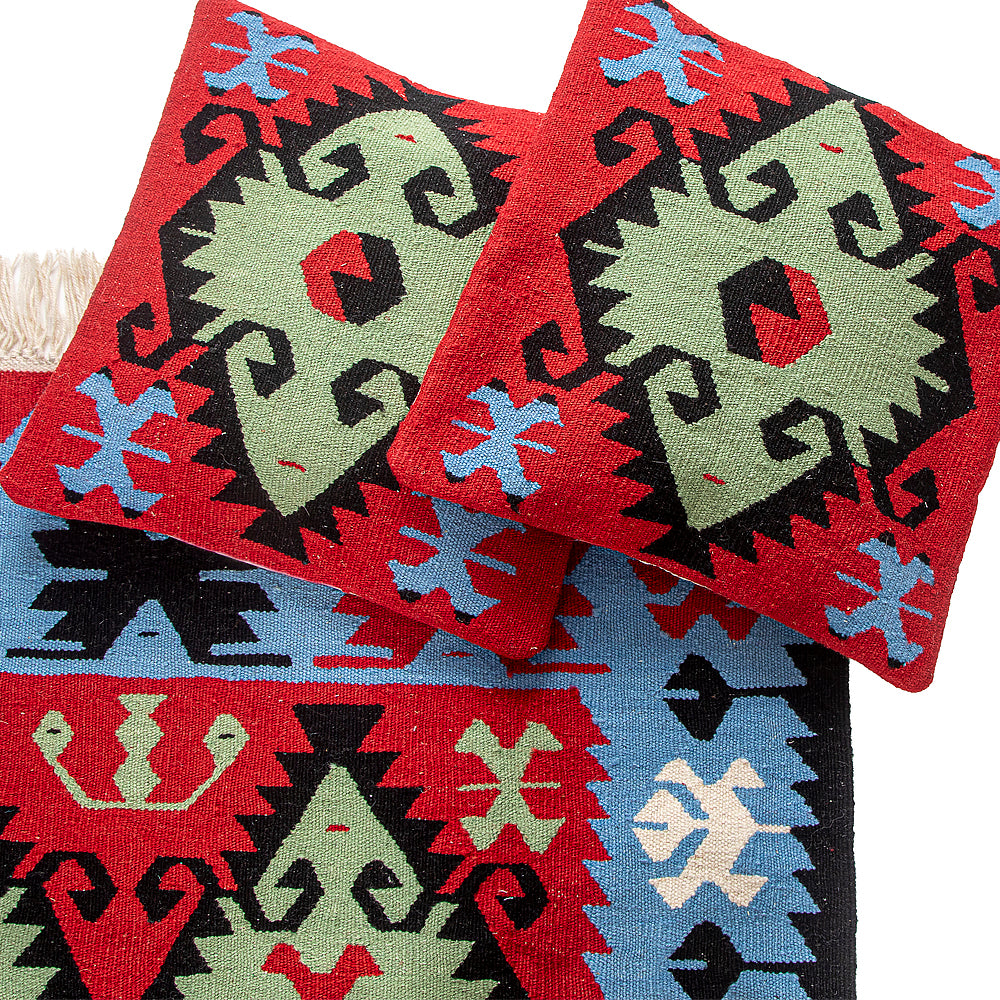 Woll-Kilim "Kessel"