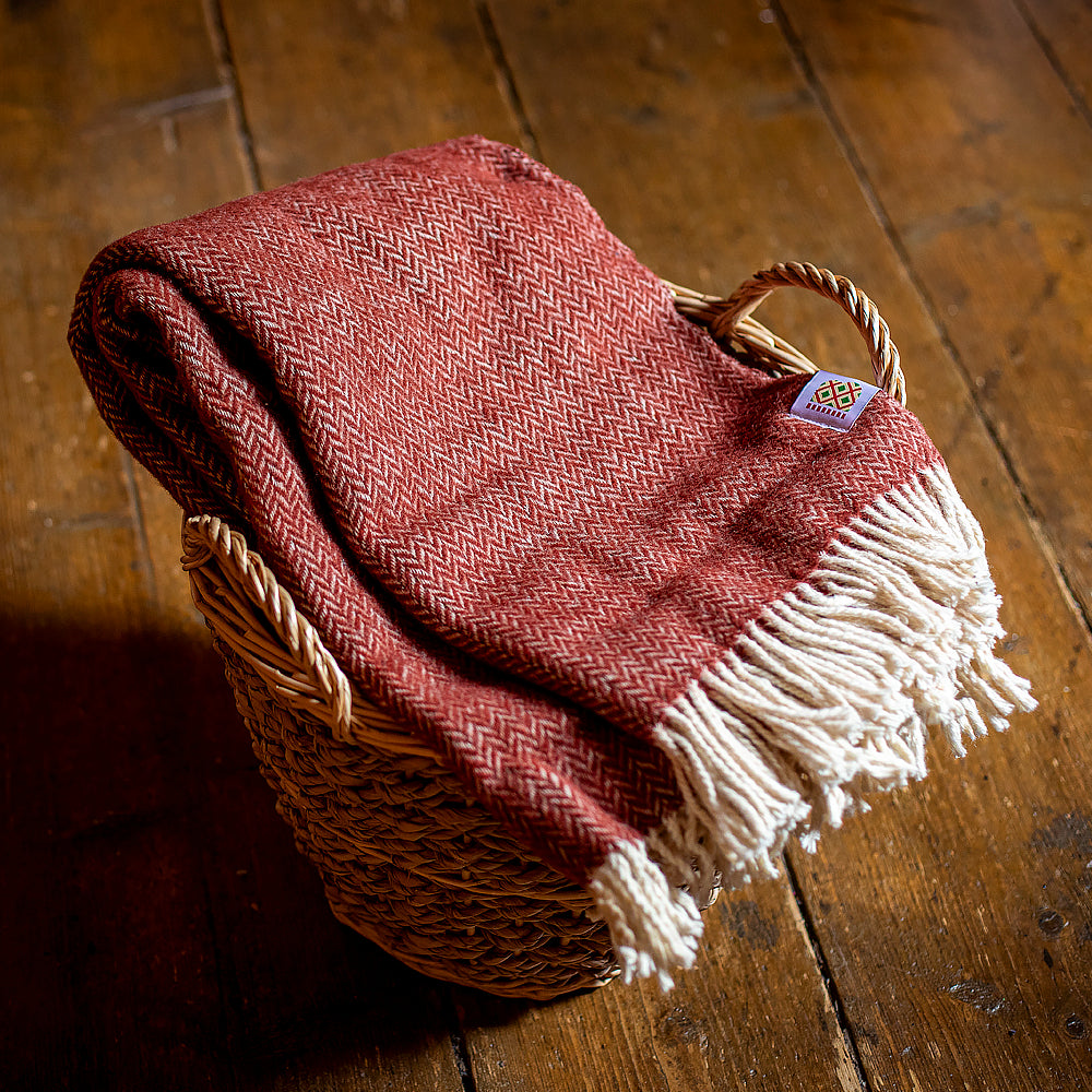 Wolldecke Elma V - bordeauxrot