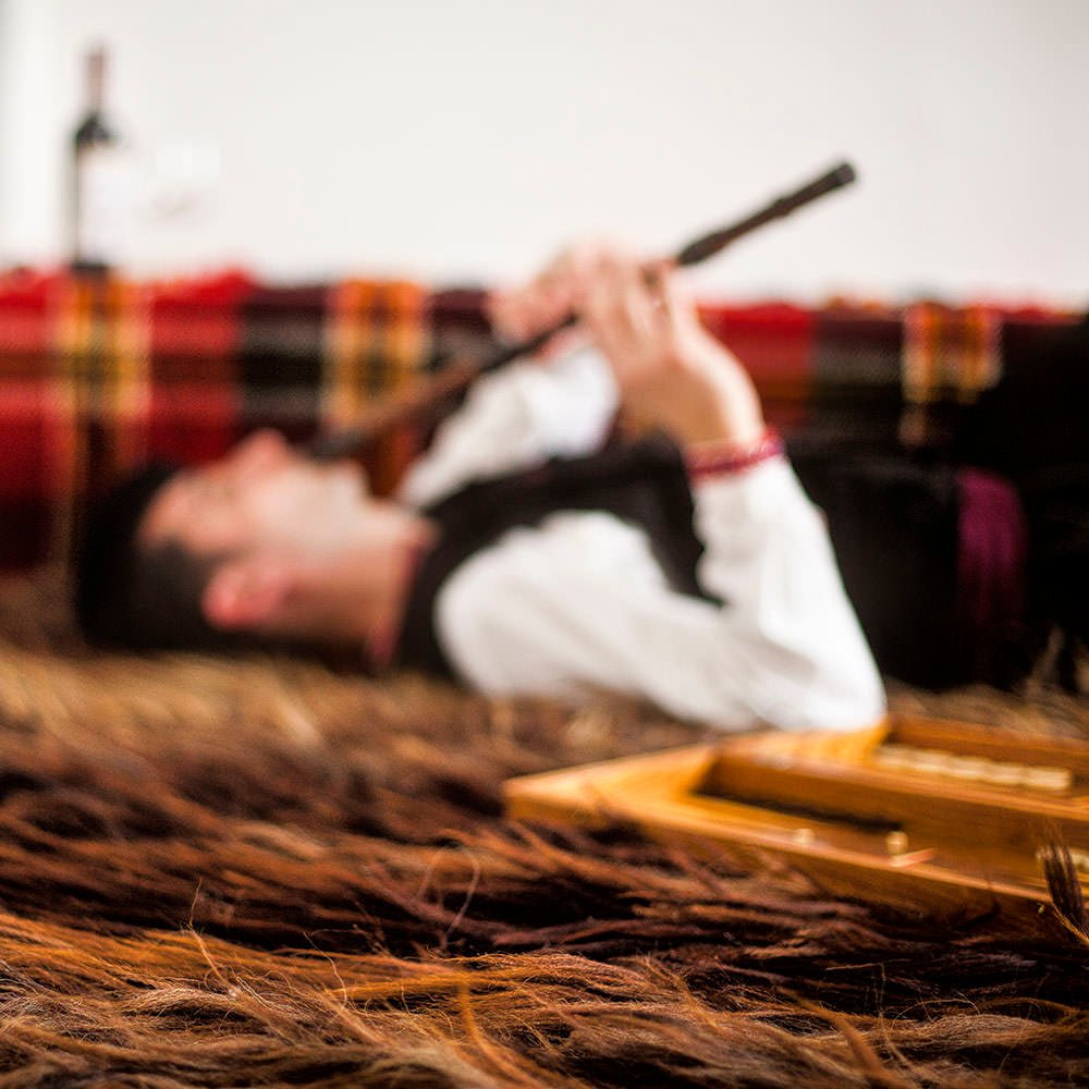 Hand-knotted carpet Halisthe of dark wool II-Balkanova