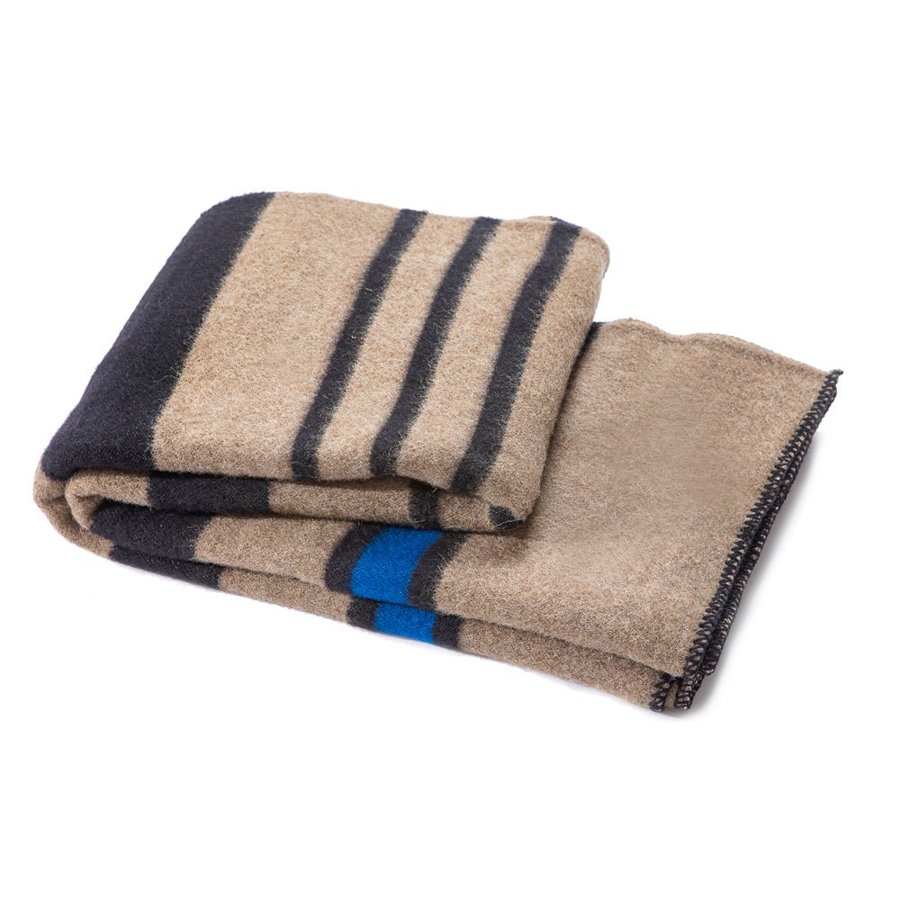 Strong woolen blanket Rainbow XX – C – dark variant Fort Union with a thicker gray stripe on both ends-Balkanova