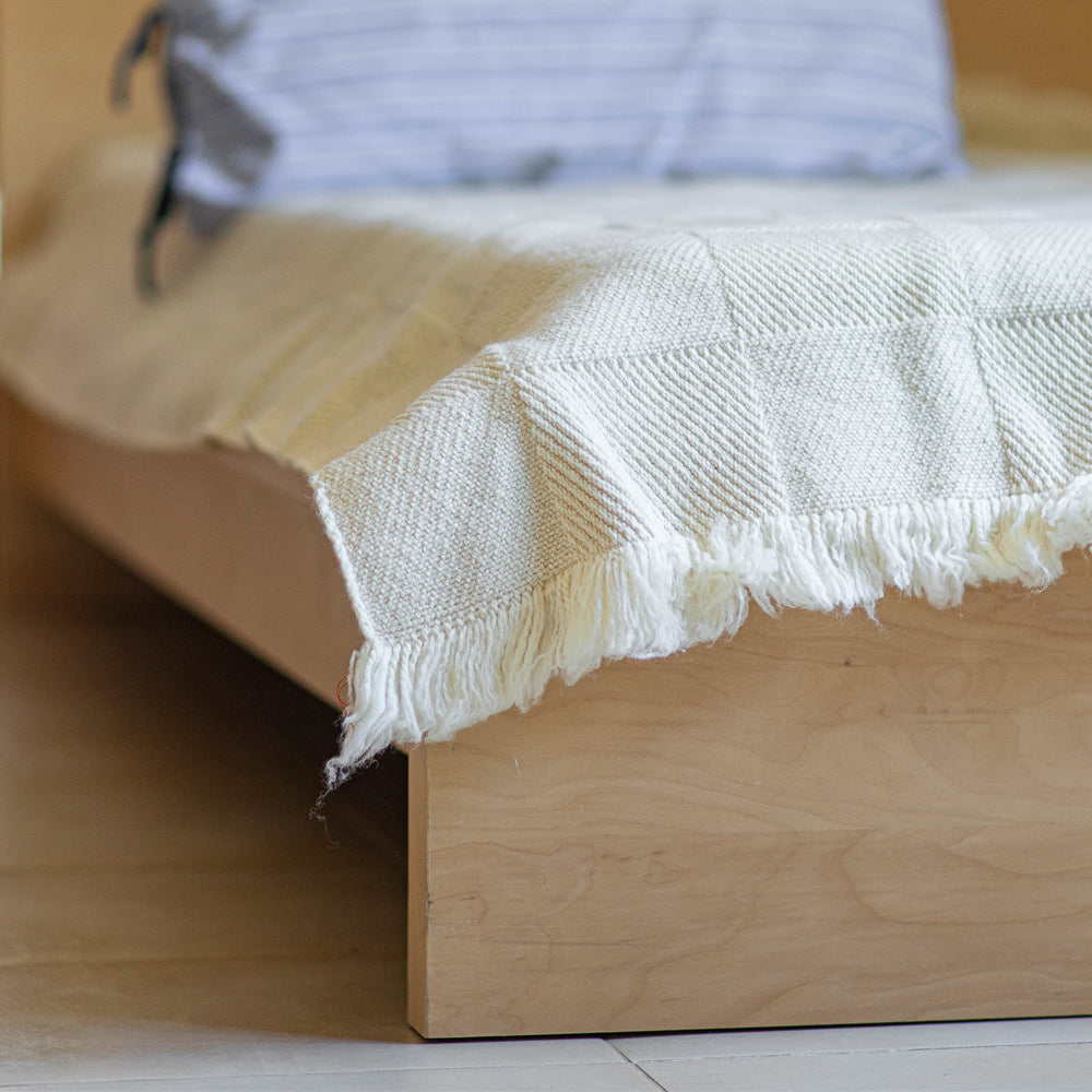 Rodopa merino wool bedspread