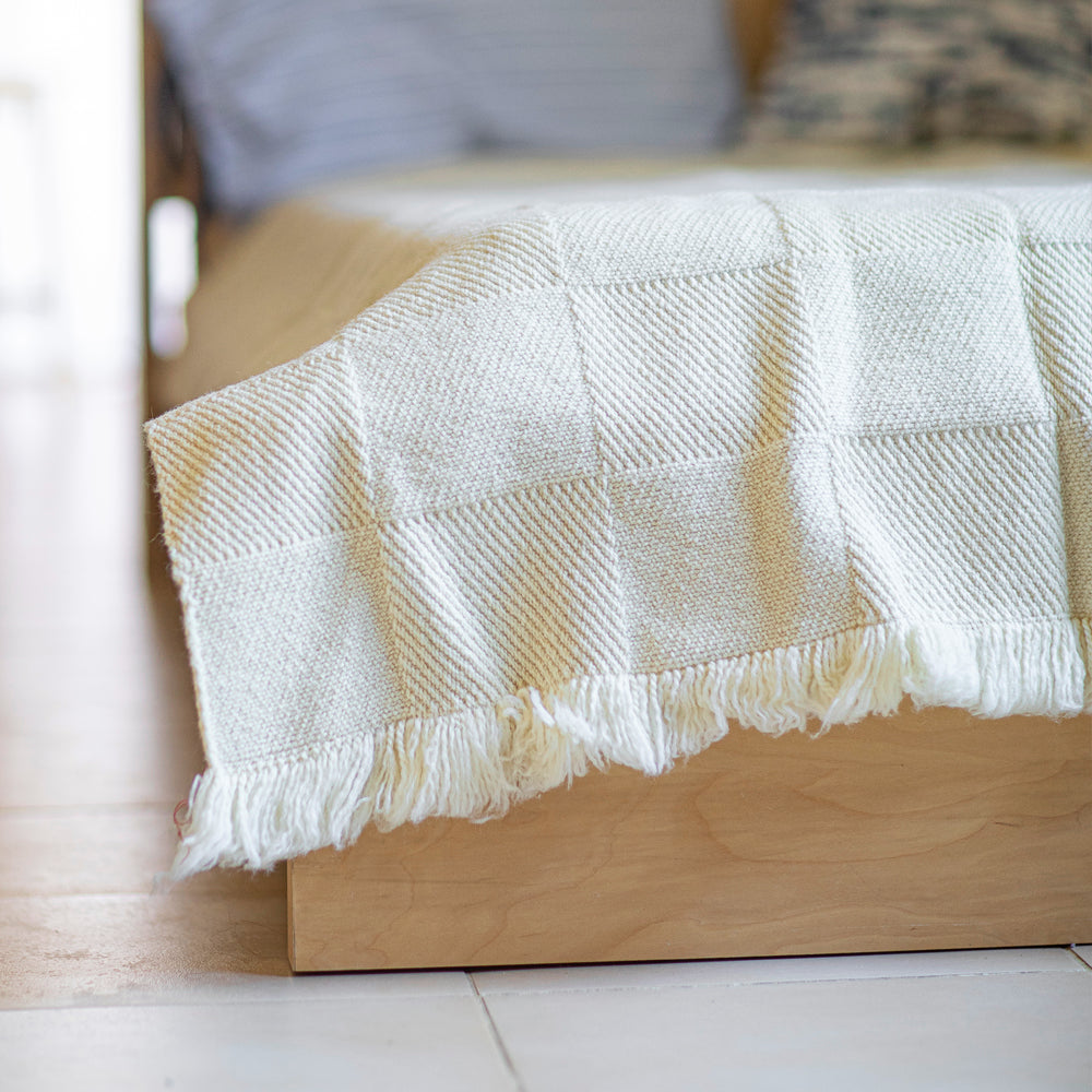 Rodopa merino wool bedspread