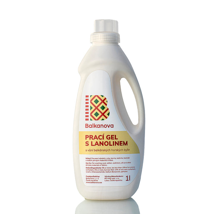 Laundry detergent with lanolin for wool 1000 ml with the scent of Balkan mountain herbs