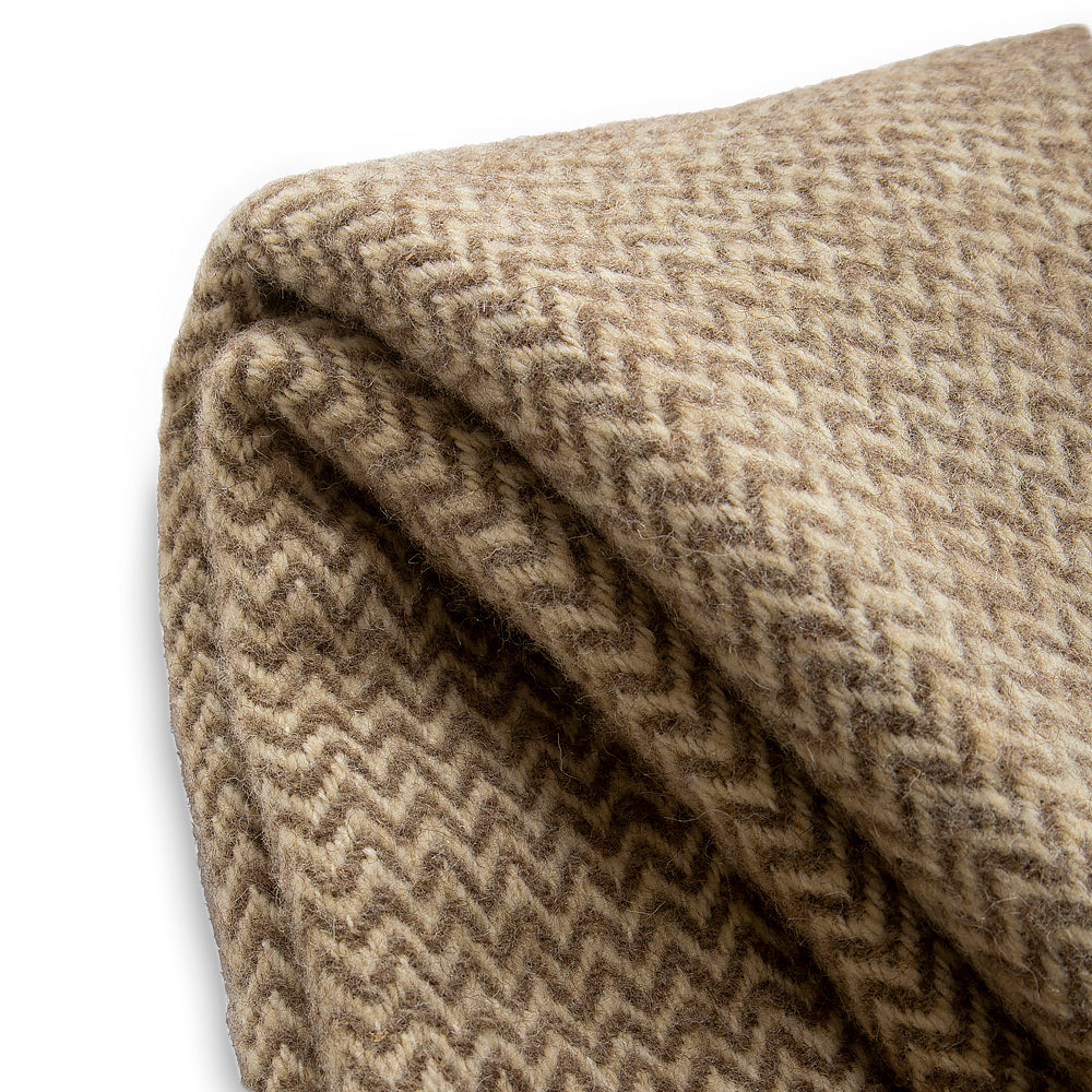 Wool blanket Karandila XV grey undyed-Balkanova