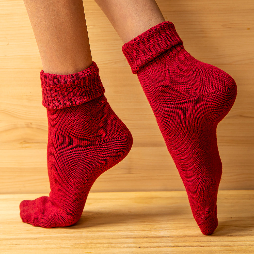 Socks 90% wool, plain elastic knit with a fold-over cuff – light burgundy-Balkanova