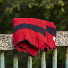 Thick Wool Blanket Rainbow VI - red with one black stripe on both ends