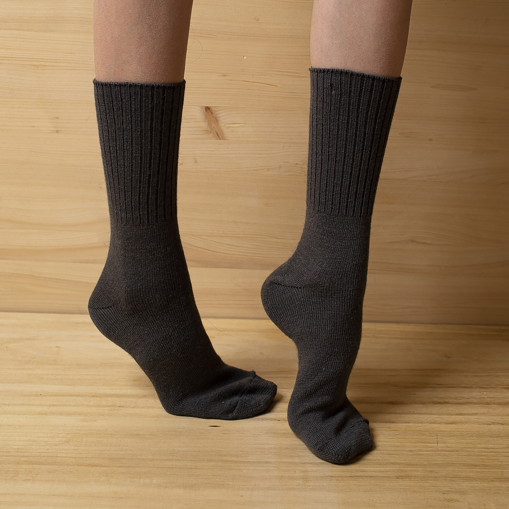 Ponožky 90% vlna, jednobarevný pružný úplet s ohrnovacím lemem - tmavě šedé