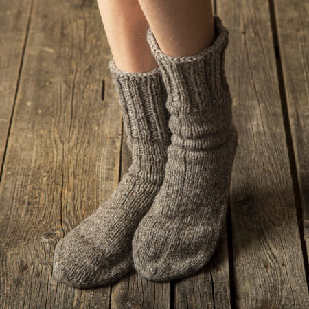 Socken 100% Wolle, starker elastischer Strick - hellgrau
