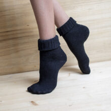 Ponožky 90% vlna, jednofarebný pružný úplet s vyhrňovacím lemom - tmavo modrá