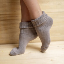 Ponožky 90% vlna, jednobarevný pružný úplet s ohrnovacím lemem - světle hnědá